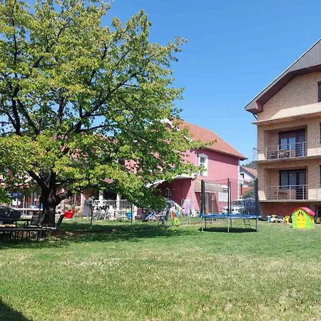 Apartment Apartmanii Gajic Kursumlija
